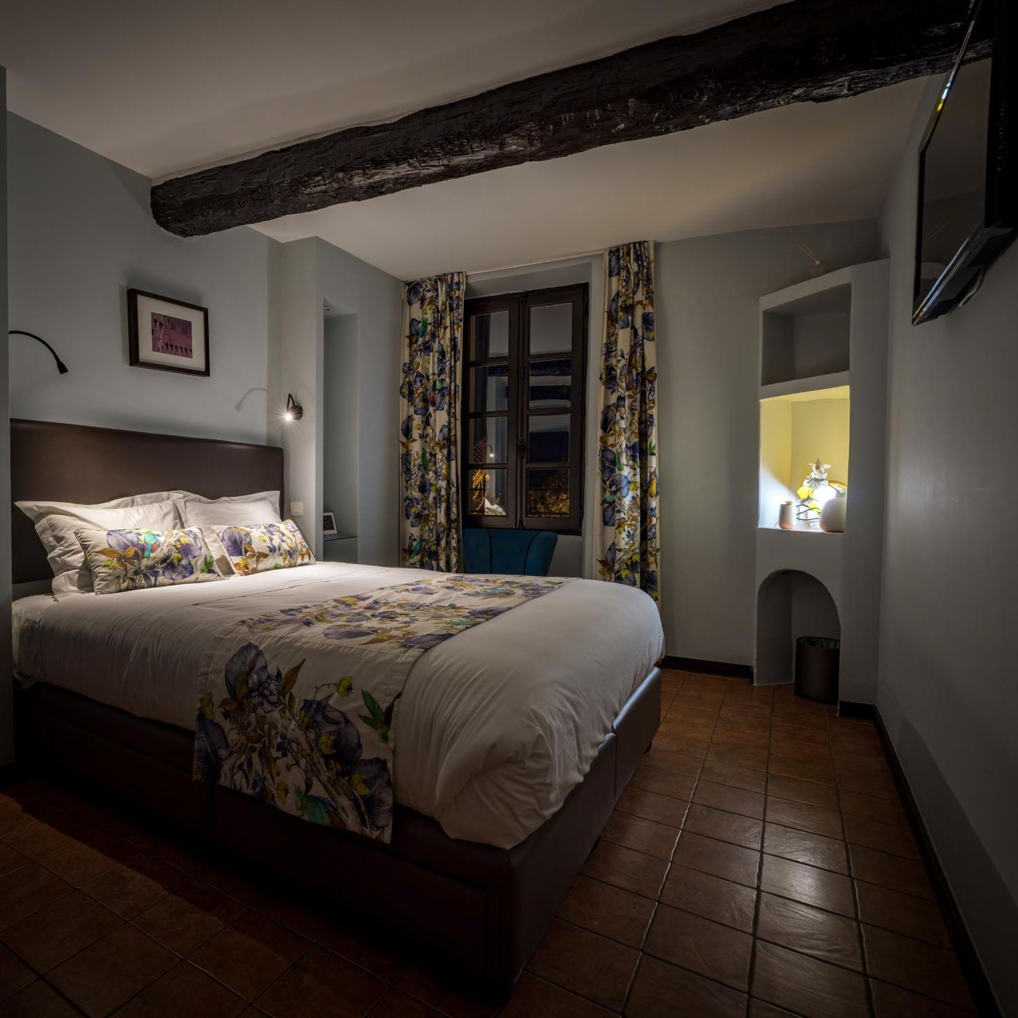 Bed and Breakfast Le Grimaldi Cagnes-sur-Mer Esterno foto
