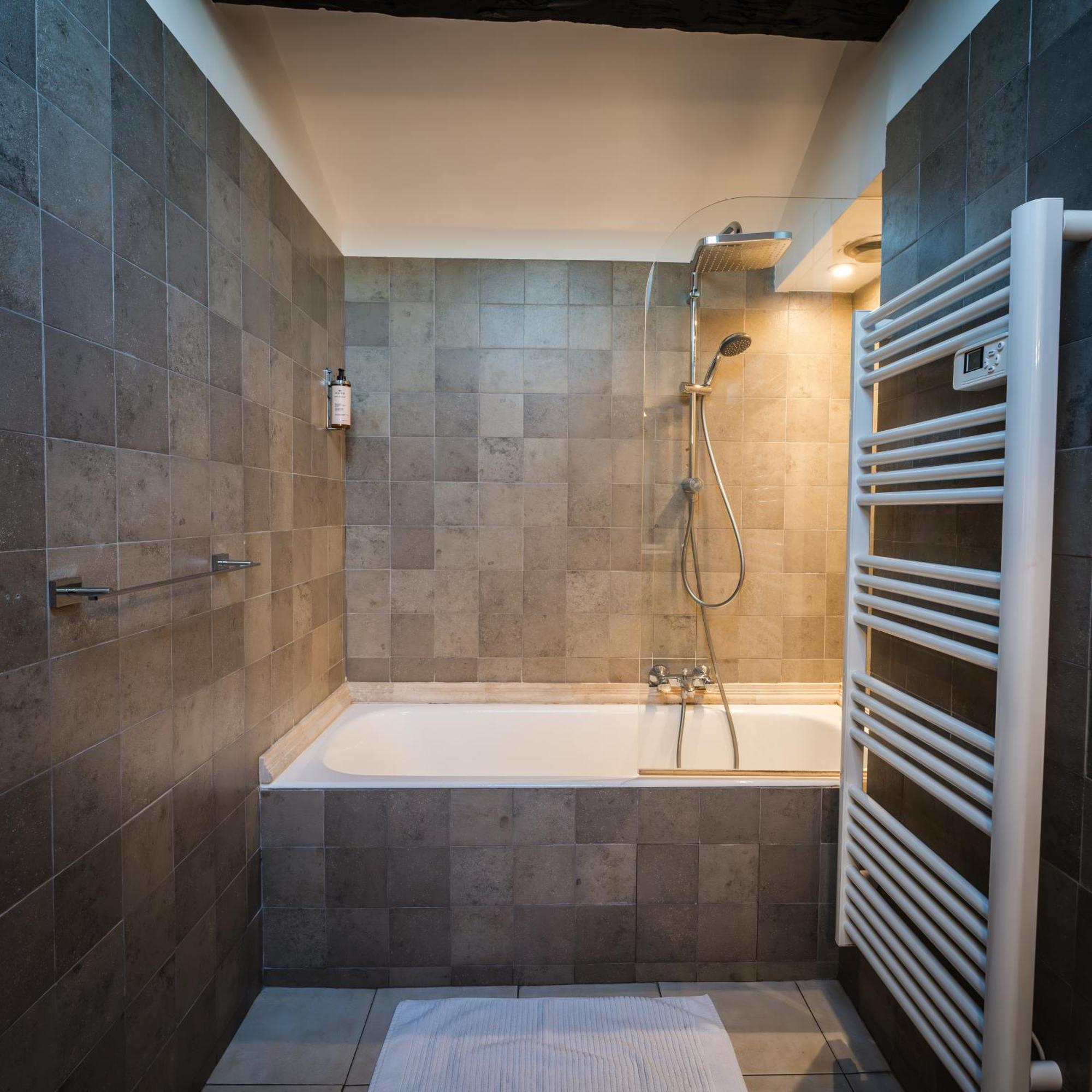Bed and Breakfast Le Grimaldi Cagnes-sur-Mer Esterno foto