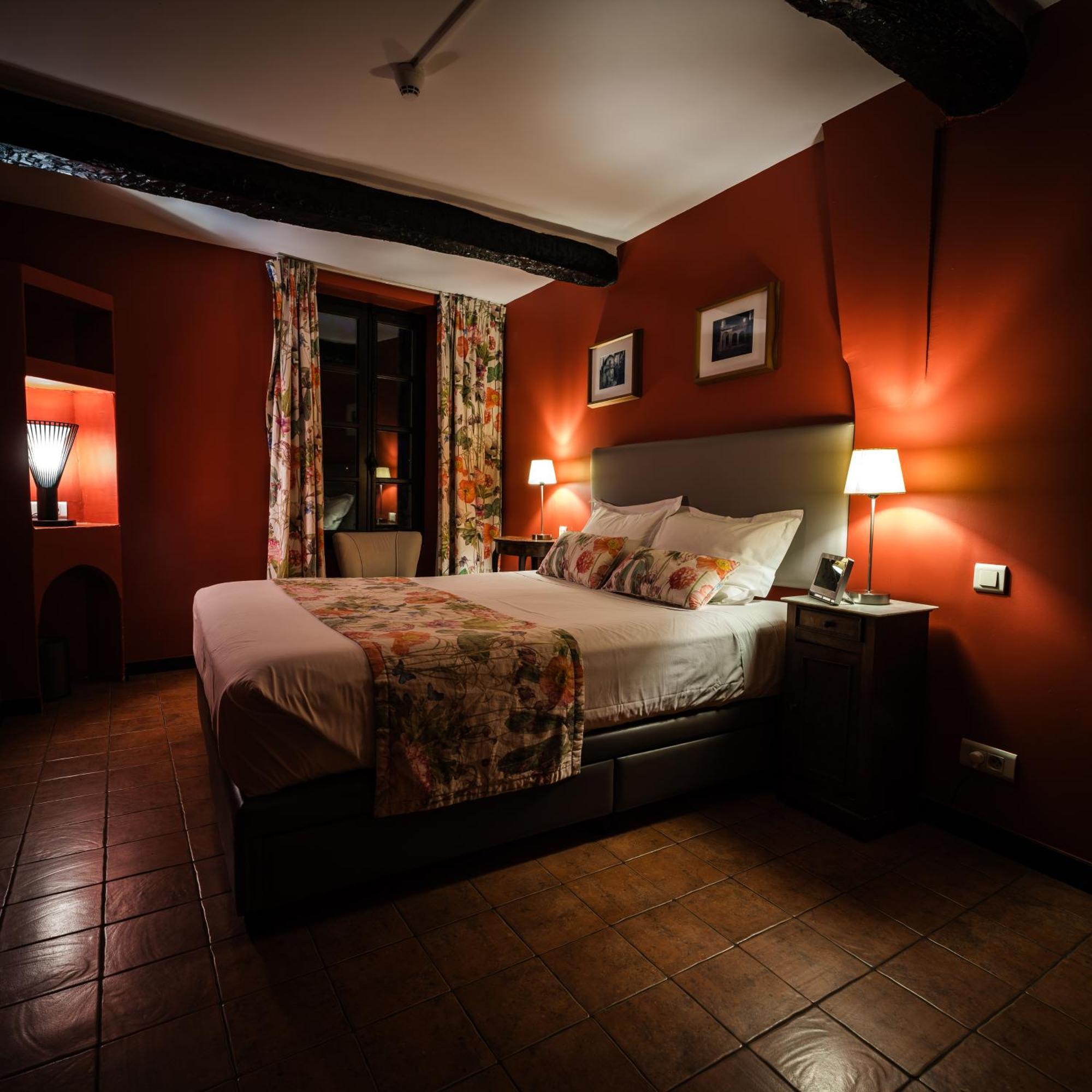 Bed and Breakfast Le Grimaldi Cagnes-sur-Mer Esterno foto