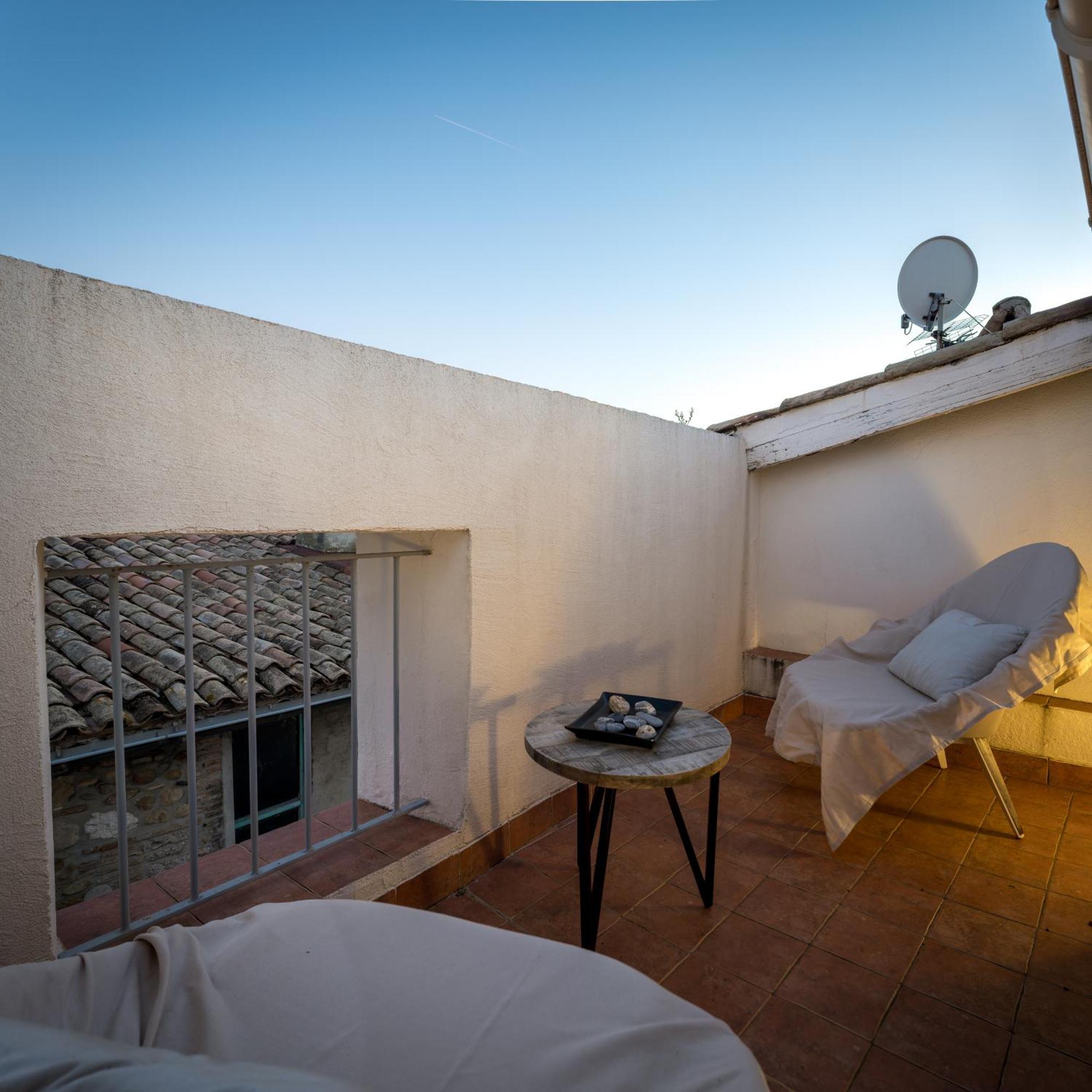 Bed and Breakfast Le Grimaldi Cagnes-sur-Mer Esterno foto