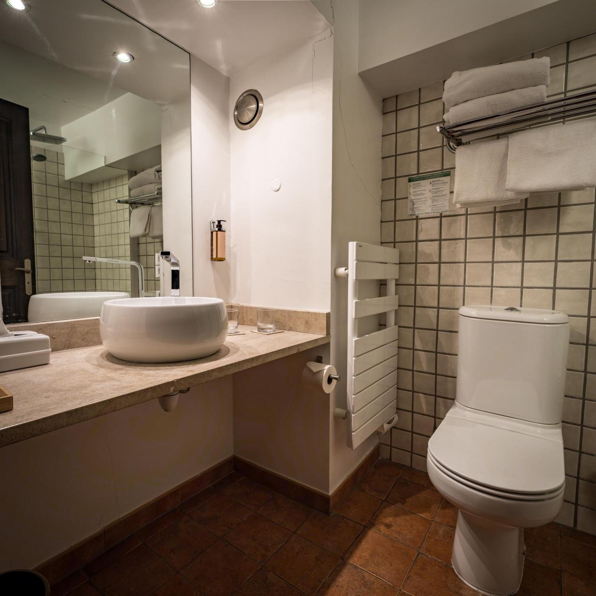 Bed and Breakfast Le Grimaldi Cagnes-sur-Mer Esterno foto